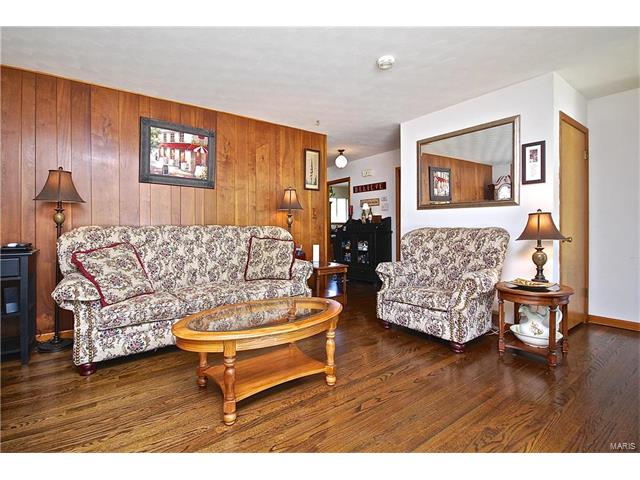 1022 East 8th, Washington, MO 63090