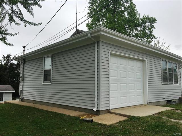 2471 Highway A, Washington, MO 63090