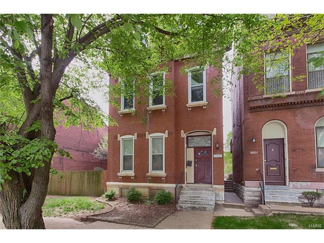 1942 Sidney Street, St Louis, MO 63104