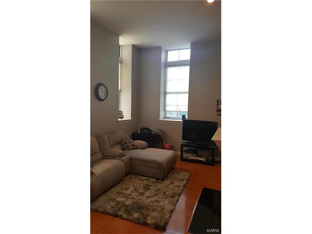 1515 Lafayette Avenue, St Louis, MO 63104