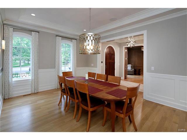 50 Broadview, Clayton, MO 63105