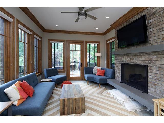 50 Broadview, Clayton, MO 63105