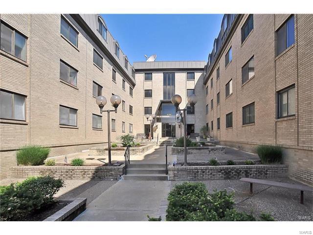 4355 Maryland Avenue, St Louis, MO 63108