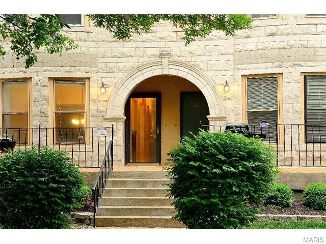 4300 Maryland Avenue, St Louis, MO 63108
