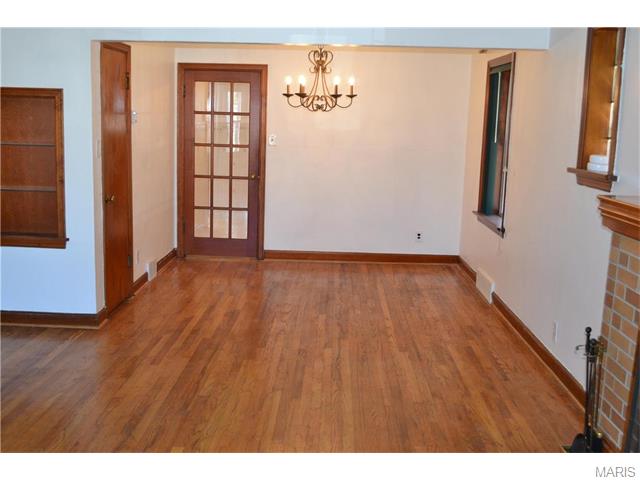 5408 Mardel Avenue, St Louis, MO 63109