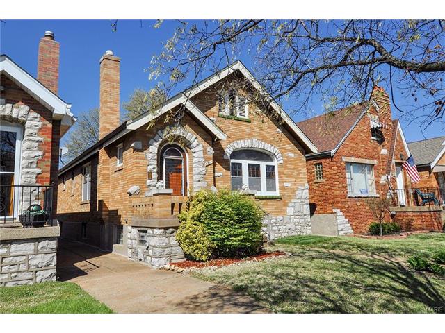 5737 Devonshire Avenue, St Louis, MO 63109