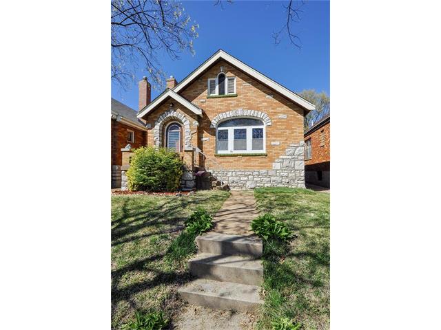 5737 Devonshire Avenue, St Louis, MO 63109