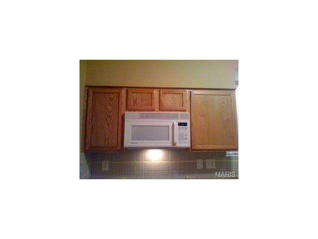 5042 Tholozan Avenue, St Louis, MO 63109