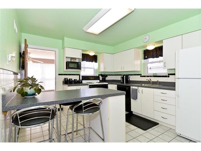 5468 Mardel Avenue, St Louis, MO 63109