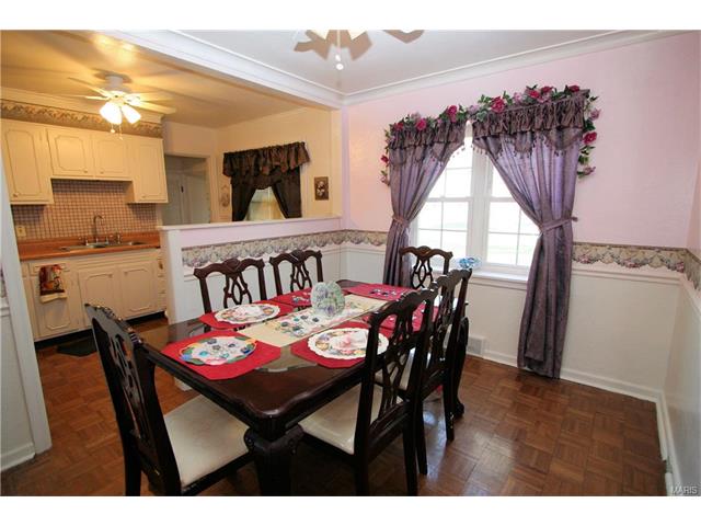 5601 Bancroft Avenue, St Louis, MO 63109
