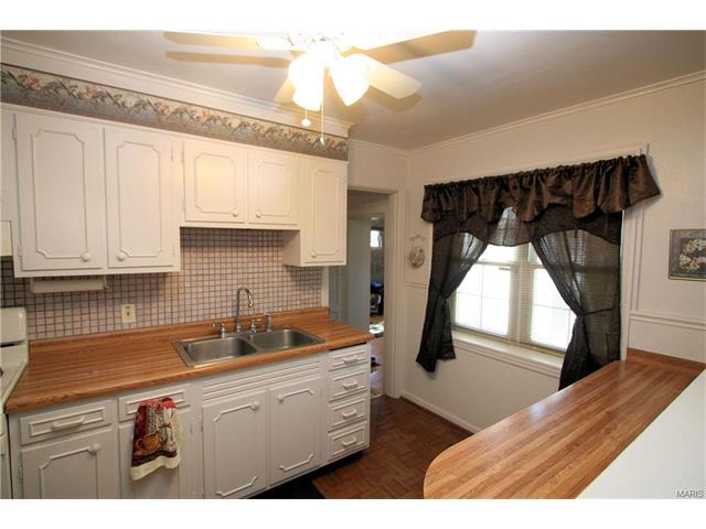 5601 Bancroft Avenue, St Louis, MO 63109