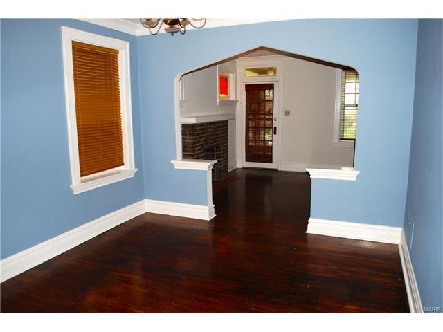 5053 Lindenwood Avenue, St Louis, MO 63109
