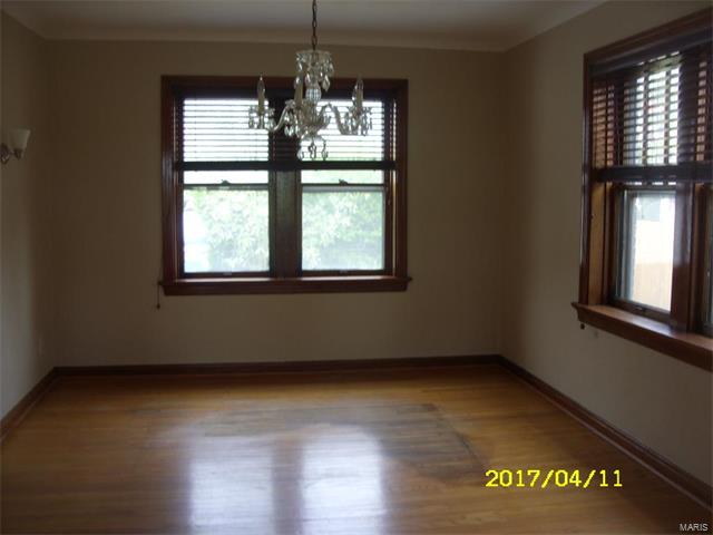 5613 South Broadway, St Louis, MO 63111