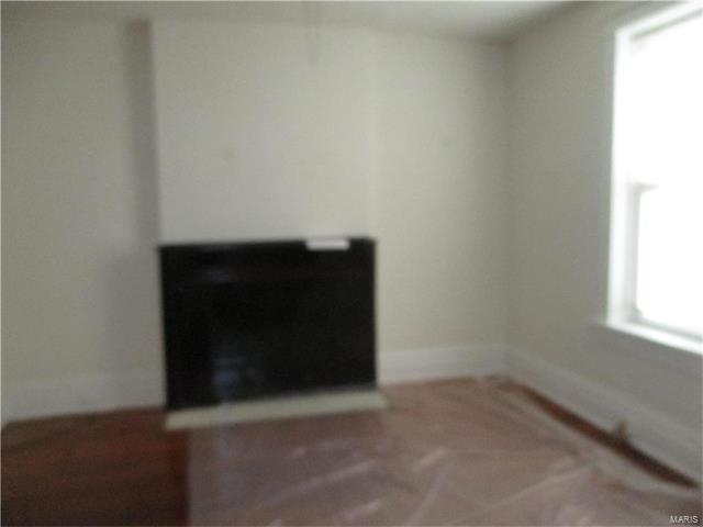 4242 Oregon Avenue, St Louis, MO 63111