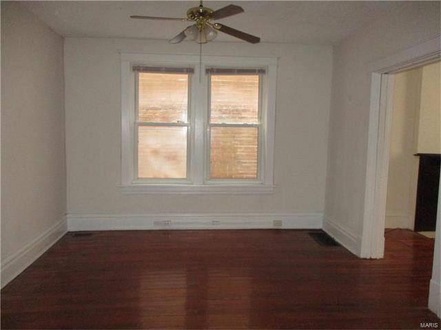 4242 Oregon Avenue, St Louis, MO 63111