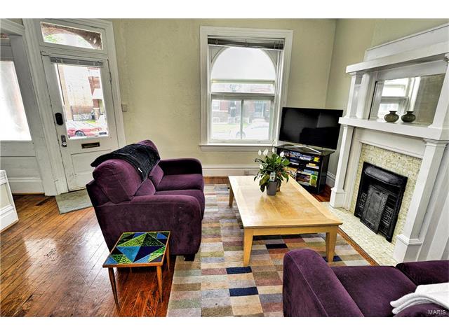 712 Wilmington Avenue, St Louis, MO 63111