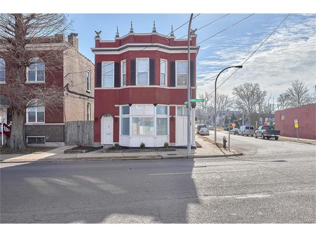 5432 Virginia Avenue, St Louis, MO 63111