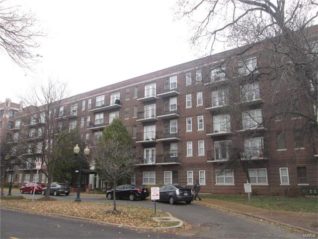 5630 Pershing Avenue, St Louis, MO 63112