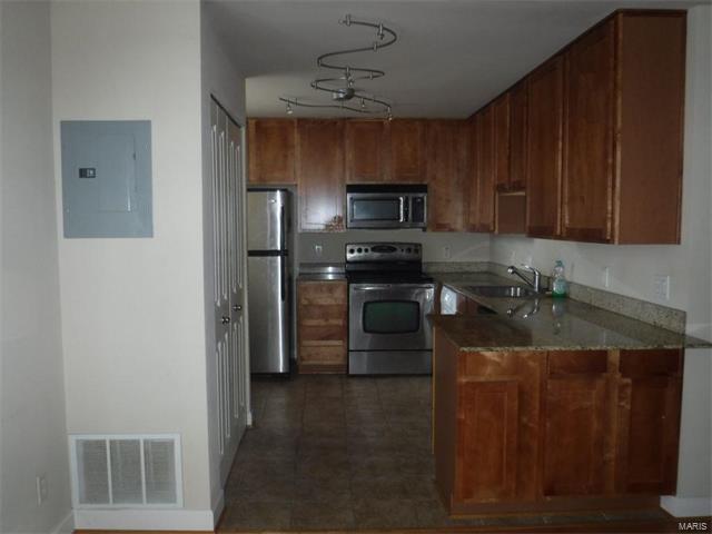 5630 Pershing Avenue, St Louis, MO 63112