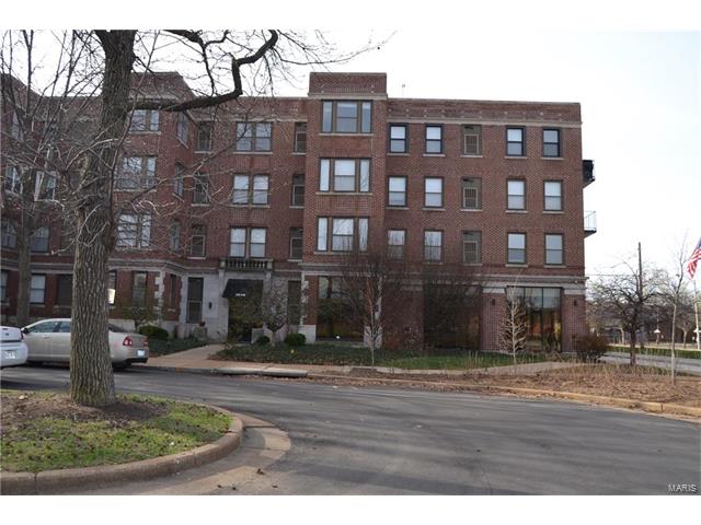5696 Kingsbury Avenue, St Louis, MO 63112