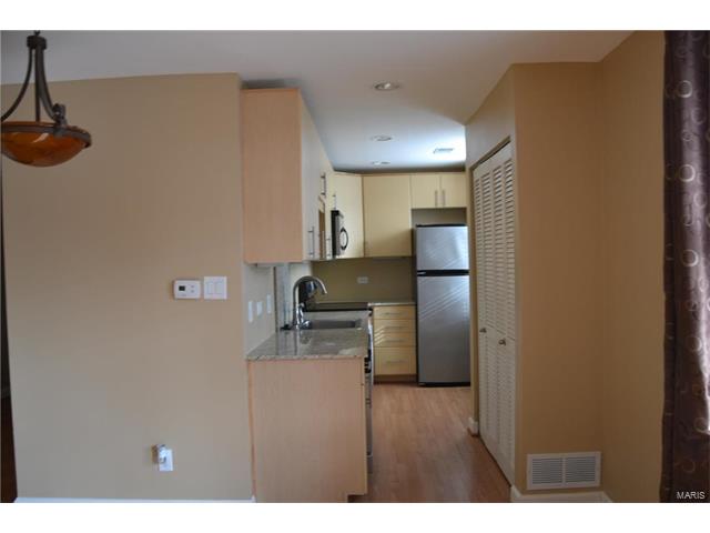 5696 Kingsbury Avenue, St Louis, MO 63112
