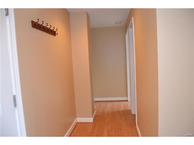 5696 Kingsbury Avenue, St Louis, MO 63112