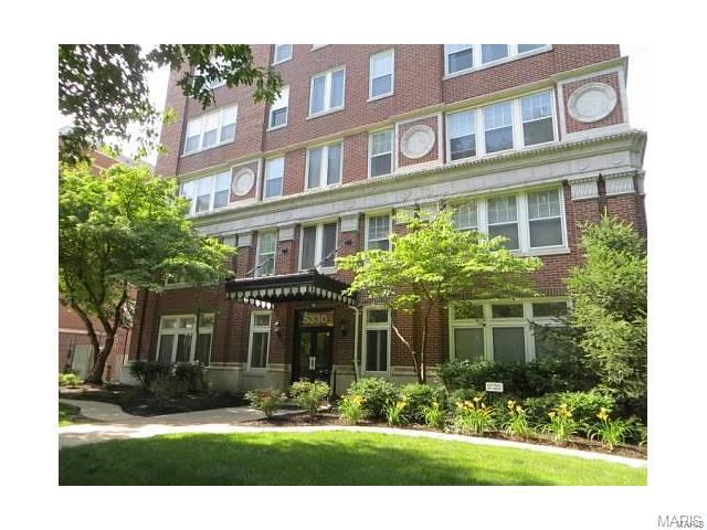 5330 Pershing Avenue, St Louis, MO 63112