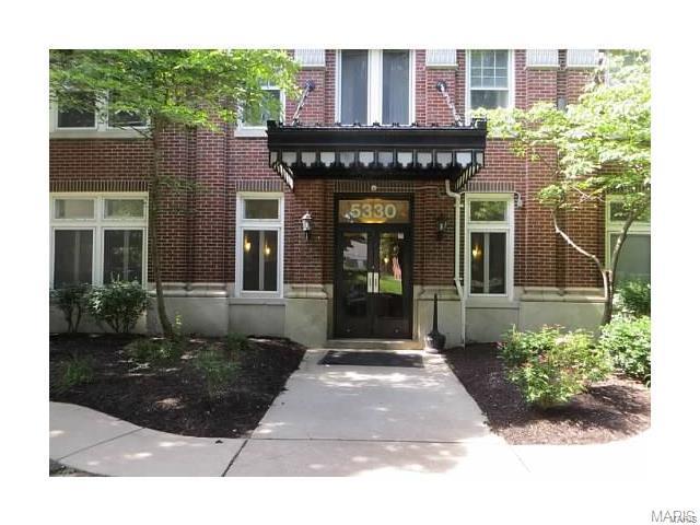 5330 Pershing Avenue, St Louis, MO 63112