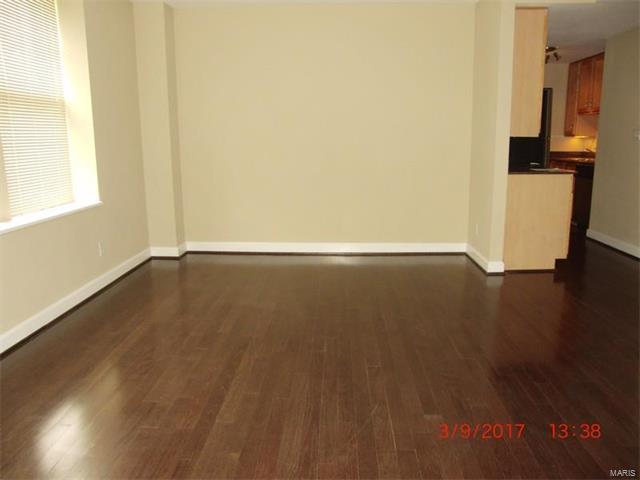 5330 Pershing Avenue, St Louis, MO 63112