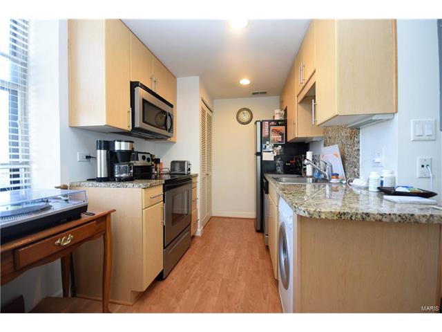 5696 Kingsbury Avenue, St Louis, MO 63112