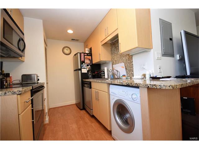5696 Kingsbury Avenue, St Louis, MO 63112