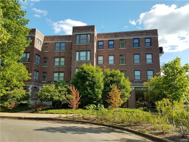 5696 Kingsbury Avenue, St Louis, MO 63112