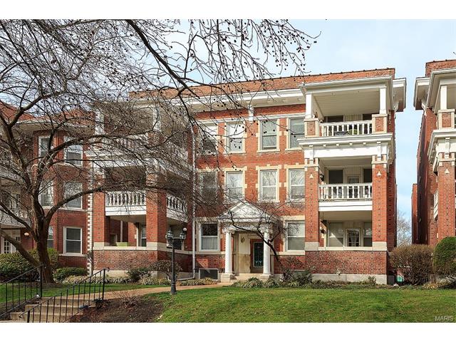 5553 Waterman, St Louis, MO 63112