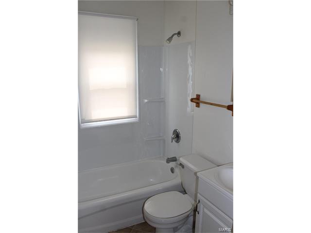 3565 Calvert Avenue, St Louis, MO 63114