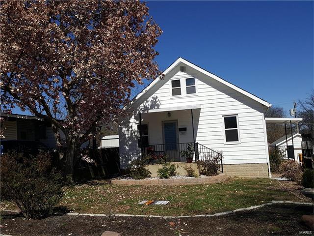 9421 Echo, St Louis, MO 63114