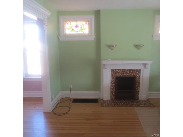 2721 Lyndhurst Avenue, St Louis, MO 63114
