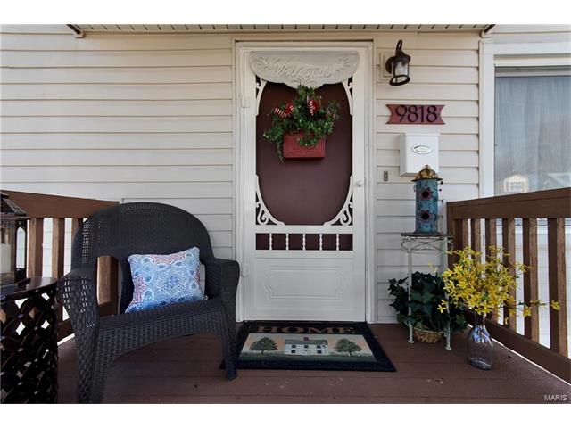 9818 Zykan Drive, Overland, MO 63114