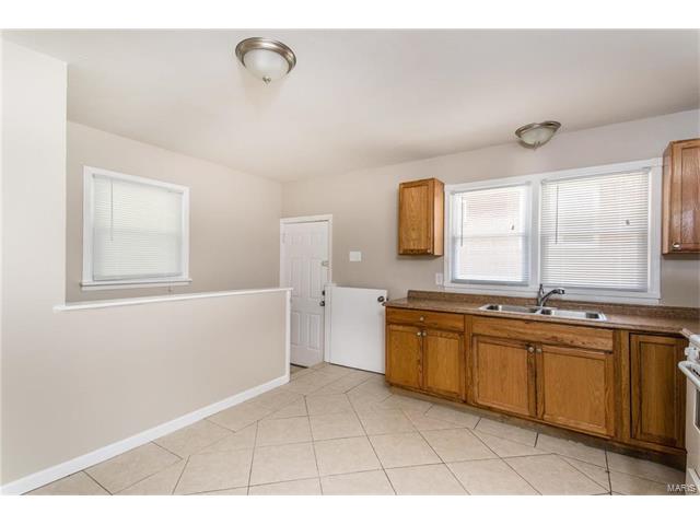 3011 Endicott Ave, St Louis, MO 63114