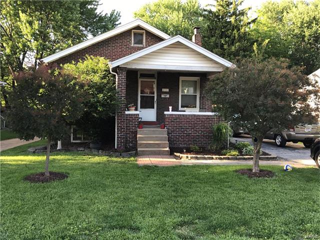 8721 Argyle Avenue, St Louis, MO 63114