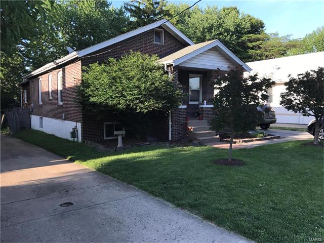 8721 Argyle Avenue, St Louis, MO 63114