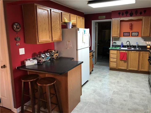 8721 Argyle Avenue, St Louis, MO 63114
