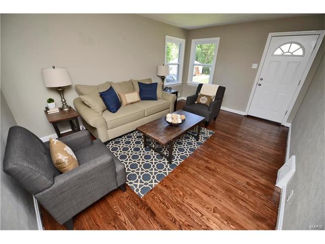 9604 Sievers, St Louis, MO 63114