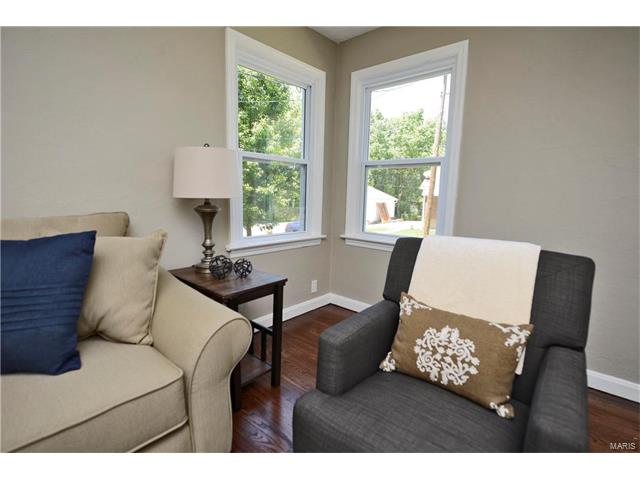 9604 Sievers, St Louis, MO 63114
