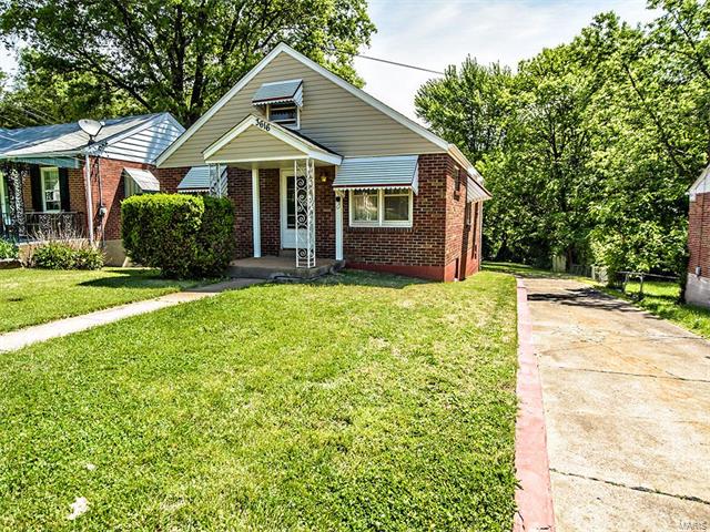 3616 Brown, St Louis, MO 63114