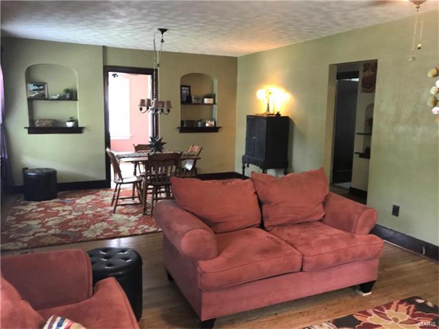 3509 Eminence Boulevard, St Louis, MO 63114