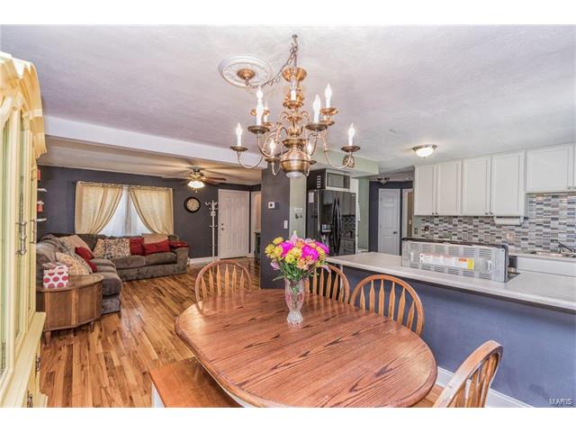 3462 Mckibbon, St Louis, MO 63114