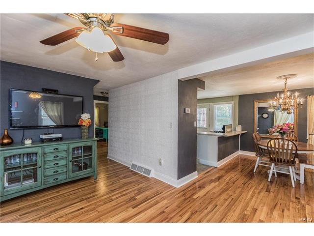 3462 Mckibbon, St Louis, MO 63114