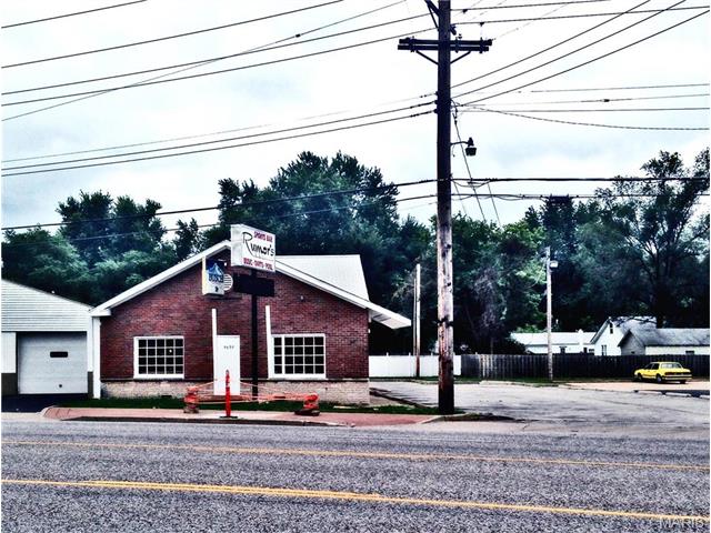 9630 St. Charles Rock Road, Breckenridge Hills, MO 63114