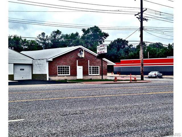 9630 St. Charles Rock Road, Breckenridge Hills, MO 63114
