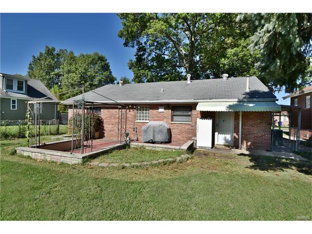 5010 Dewey Avenue, St Louis, MO 63116